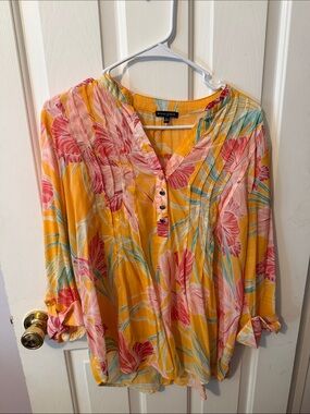 Ava & Grace Yellow Floral V-Neck with Pink & Mint Accents